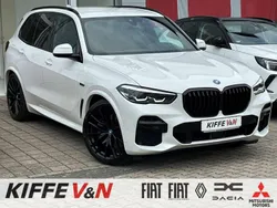 Alpinweiss iii Gebraucht 2022 BMW X5 M Sport SUV | 58.850 € (Guter Preis)
