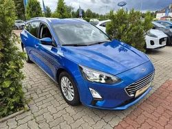 Blau Gebraucht 2021 Ford Focus Titanium Limousine | 21.390 € (Fairer Preis)