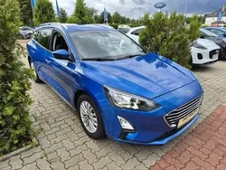 Blau Gebraucht 2021 Ford Focus Titanium Limousine | 21.390 € (Fairer Preis)