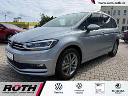 Oyster silver metallic Neu 2024 VW Touran Van / Kleinbus | 39.990 €