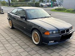 Schwarz Gebraucht 1993 BMW 325 Coupé | 11.500 €