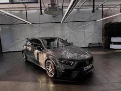 Grau Gebraucht 2021 Mercedes A45 AMG AMG Limousine | 45.000 € (Guter Preis)