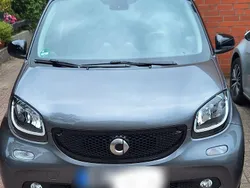 Grau Gebraucht 2017 Smart ForFour Prime Kleinwagen | 7.900 € (Fairer Preis)