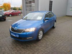 Blau Gebraucht 2019 Skoda Rapid Active Limousine | 9.599 € (Fairer Preis)