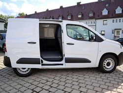 Weiß Gebraucht 2022 Citroën e-Berlingo Van / Kleinbus | 15.951 € (Guter Preis)