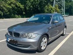 Grau Gebraucht 2008 BMW 118 Kleinwagen | 3.000 € (Superpreis)