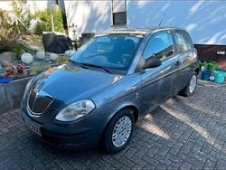 Grau Gebraucht 2006 Lancia Ypsilon Kleinwagen | 2.490 € (Etwas zu teuer)