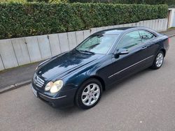 Blau Gebraucht 2003 Mercedes CLK320 Elegance Coupé | 5.400 € (Guter Preis)