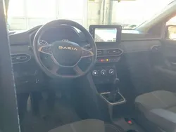 Grün Gebraucht 2023 Dacia Sandero Extreme Kleinwagen | 16.800 € (Fairer Preis)