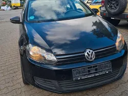 Blau Gebraucht 2011 VW Golf VI Limousine | 4.850 € (Guter Preis)