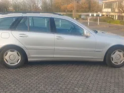 Silber Gebraucht 2002 Mercedes C200 Avantgarde Limousine | 1.590 € (Guter Preis)
