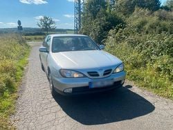 Silber Gebraucht 1999 Nissan Primera Limousine | 5.000 €