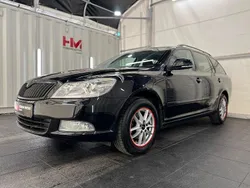 Schwarz Gebraucht 2009 Skoda Octavia Ambiente Kombi | 3.990 € (Superpreis)