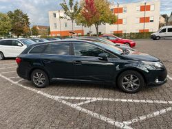 Schwarz Gebraucht 2013 Toyota Avensis Kombi | 10.000 € (Etwas zu teuer)