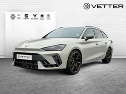 Grau Gebraucht 2025 Cupra Leon VZ Limousine | 49.899 € (Teuer)