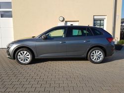 Dipinto di blu blau Gebraucht 2024 Skoda Scala Monte Carlo Kleinwagen | 24.450 € (Guter Preis)