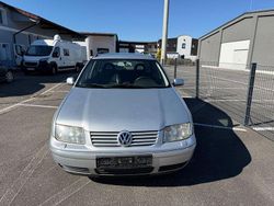 Grau Gebraucht 2002 VW Bora Limousine | 2.990 € (Etwas zu teuer)