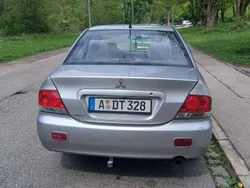 Silber Gebraucht 2003 Mitsubishi Lancer Intense Kombi | 600 €