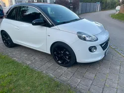Weiß Gebraucht 2014 Opel Adam Kleinwagen | 7.200 € (Fairer Preis)