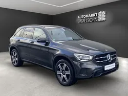 Olivgruen matt Gebraucht 2020 Mercedes GLC300e Exclusive SUV | 35.950 € (Guter Preis)