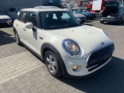 Pepper white Gebraucht 2016 Mini Cooper Kleinwagen | 13.500 € (Guter Preis)