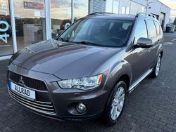 Braun Gebraucht 2012 Mitsubishi Outlander SUV | 8.990 € (Teuer)