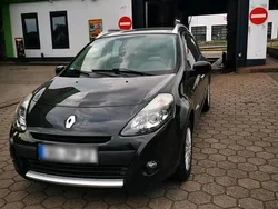 Schwarz Gebraucht 2010 Renault Clio GrandTour Kombi | 2.650 € (Fairer Preis)