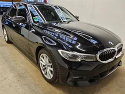 Schwarz Gebraucht 2021 BMW 330 Sport Line Limousine | 24.999 € (Fairer Preis)