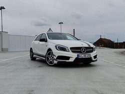 Weiß Gebraucht 2015 Mercedes A45 AMG AMG line Limousine | 13.900 €