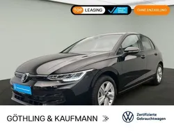Grenadillschwarz metallic Gebraucht 2024 VW Golf VIII Life Limousine | 21.980 € (Guter Preis)