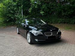 Schwarz Gebraucht 2010 BMW 550 Limousine | 18.790 € (Fairer Preis)