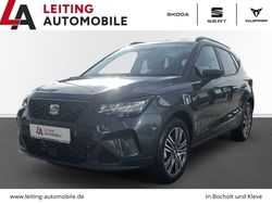 Grau Gebraucht 2024 Seat Arona Style SUV | 28.445 €