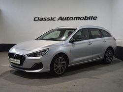 Silber Gebraucht 2018 Hyundai i30 Passion Plus Kombi | 11.390 € (Fairer Preis)