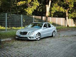 Silber Gebraucht 2006 Mercedes E350 AMG Limousine | 8.799 € (Guter Preis)