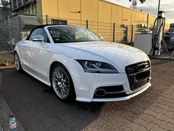 Weiß Gebraucht 2012 Audi TT Roadster Ambiente Cabrio | 23.990 € (Etwas zu teuer)