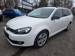 Weiß Gebraucht 2011 VW Golf VI Style Kombi | 3.500 € (Guter Preis)