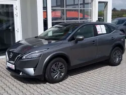 Grau Gebraucht 2024 Nissan Qashqai Acenta SUV | 23.790 €