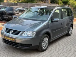 Grau Gebraucht 2006 VW Touran Trendline Van / Kleinbus | 2.500 € (Guter Preis)