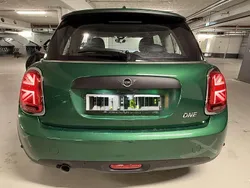 Grün Gebraucht 2021 Mini ONE Kleinwagen | 15.999 € (Fairer Preis)