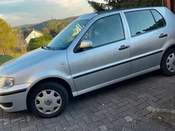 Silber Gebraucht 2001 VW Polo Kleinwagen | 1.950 € (Fairer Preis)