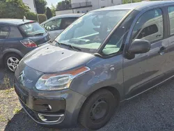 Lack grau thorium/metallic Gebraucht 2010 Citroën C3 Picasso Tendance Van / Kleinbus | 2.500 € (Guter Preis)