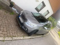 Silber Gebraucht 2016 Peugeot 2008 SUV | 7.500 € (Fairer Preis)