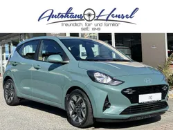 Mangrove green Neu 2025 Hyundai i10 Trend Kleinwagen | 18.119 € (Etwas zu teuer)