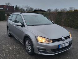 Silber Gebraucht 2015 VW Golf VII Comfortline Kombi | 5.950 € (Guter Preis)