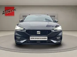 Schwarz Gebraucht 2023 Seat Leon FR Kombi | 29.900 € (Teuer)