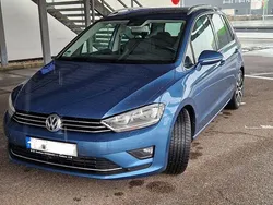 Blau Gebraucht 2014 VW Golf Sportsvan Highline Van / Kleinbus | 16.499 € (Fairer Preis)