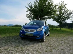 Blau Gebraucht 2016 Smart ForFour Passion Kleinwagen | 8.500 € (Fairer Preis)