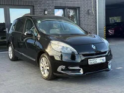 Schwarz Gebraucht 2013 Renault Scénic III Luxe Van / Kleinbus | 10.490 € (Teuer)
