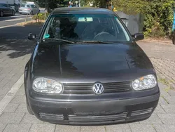 Schwarz Gebraucht 2000 VW Golf IV Limousine | 1.500 € (Guter Preis)