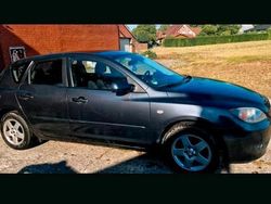 Grau Gebraucht 2006 Mazda 3 Kleinwagen | 1.800 € (Fairer Preis)